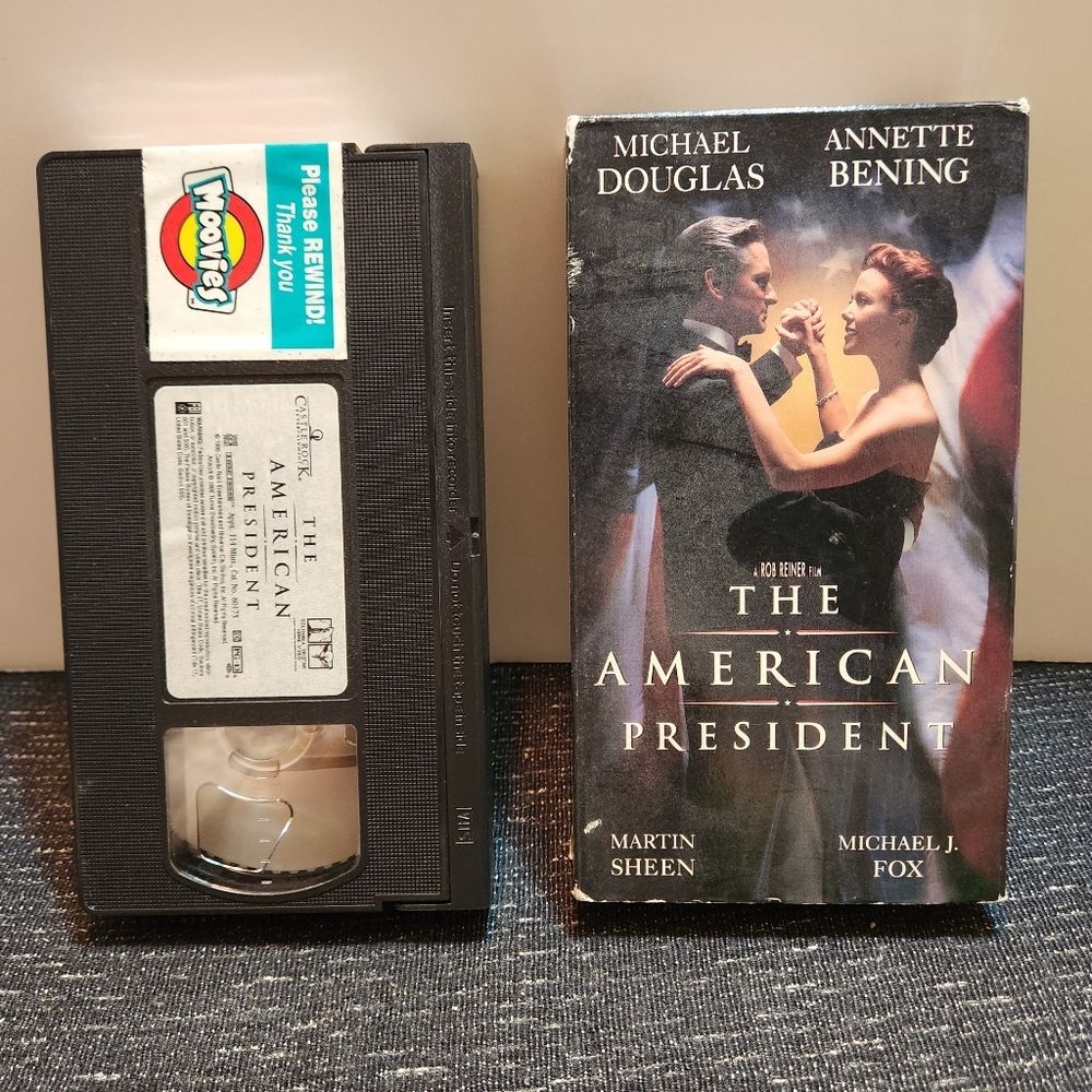 🖤  The American President VHS Tape 2001